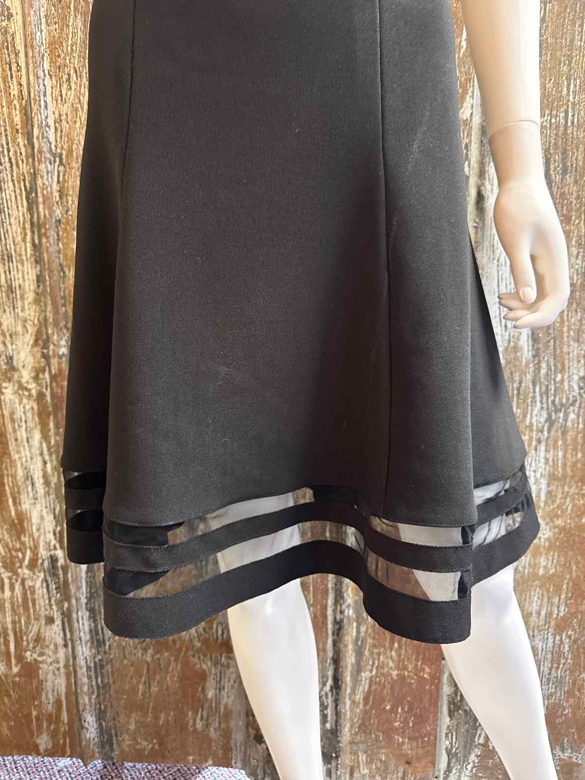 White House Black Market Size 10 (Medium) Black Dress