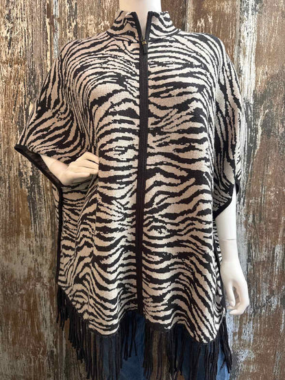 Christian Siriano Size Small/Medium Gray/Black Print Sweater