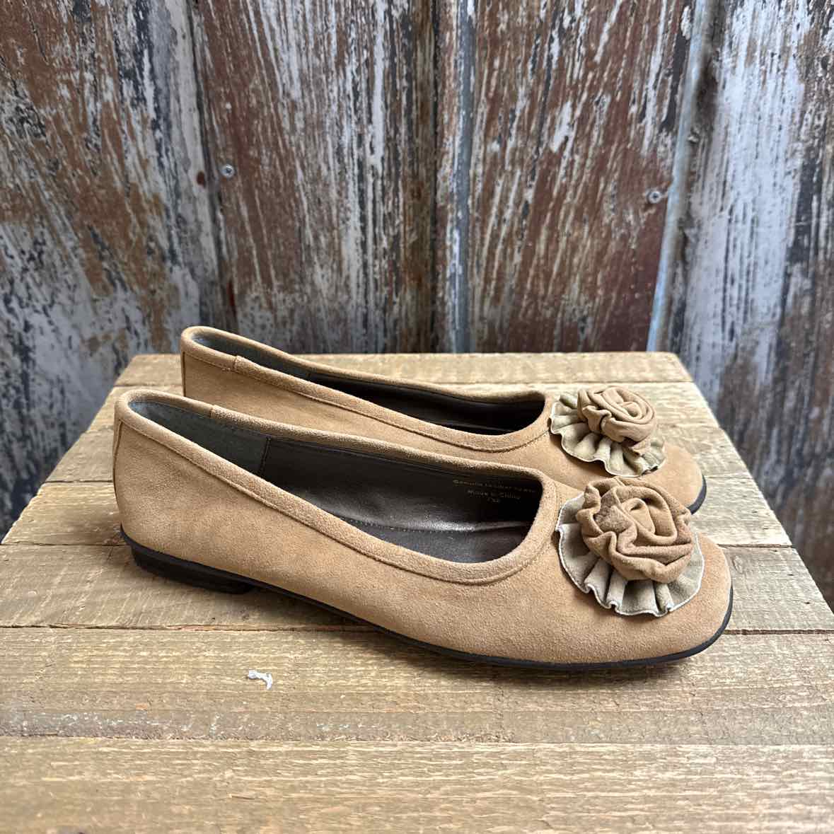 Talbots 7.5 Tan Shoes