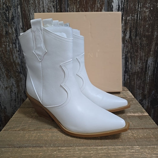 Billini 8 White Boots