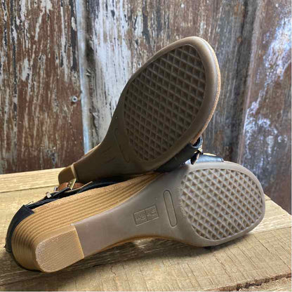 AEROSOLES 6 Black Sandals