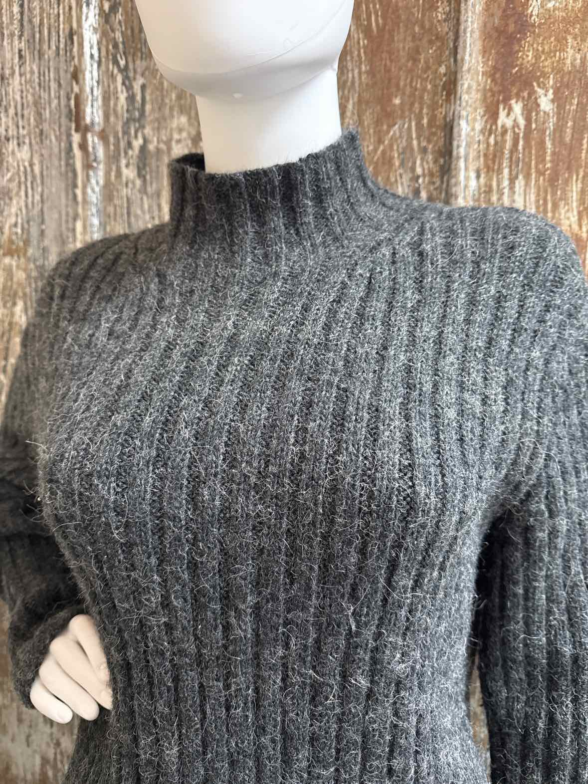 Ralph Lauren Size Large Gray Sweater