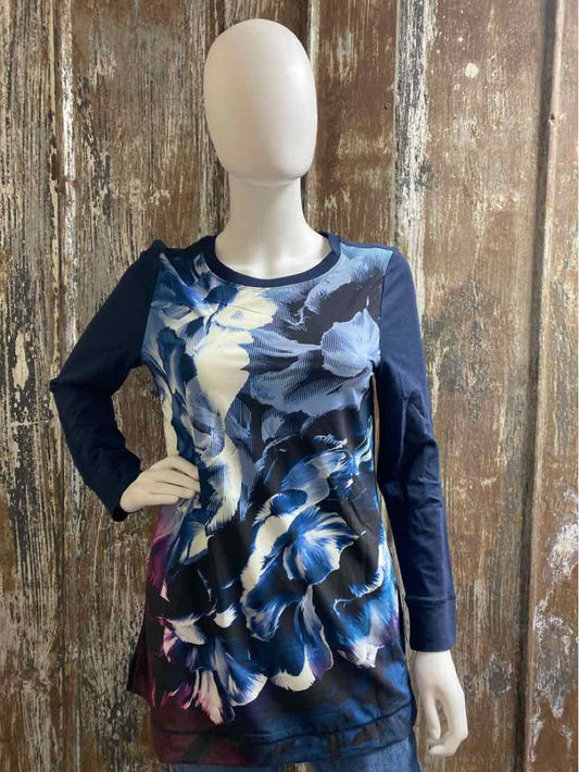 Chico's Size small Blue Print tops