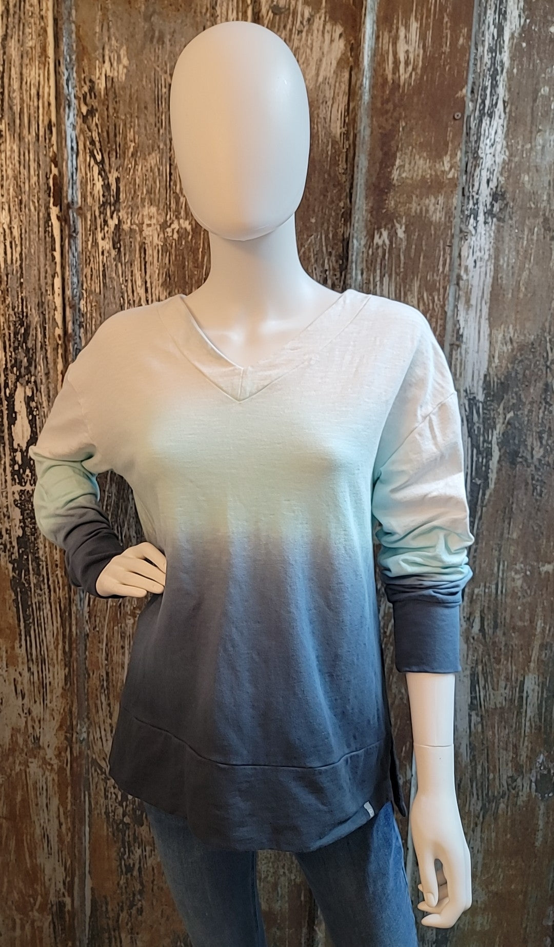 Talbot's Size Small Petite Blue Ombre Sweatshirt