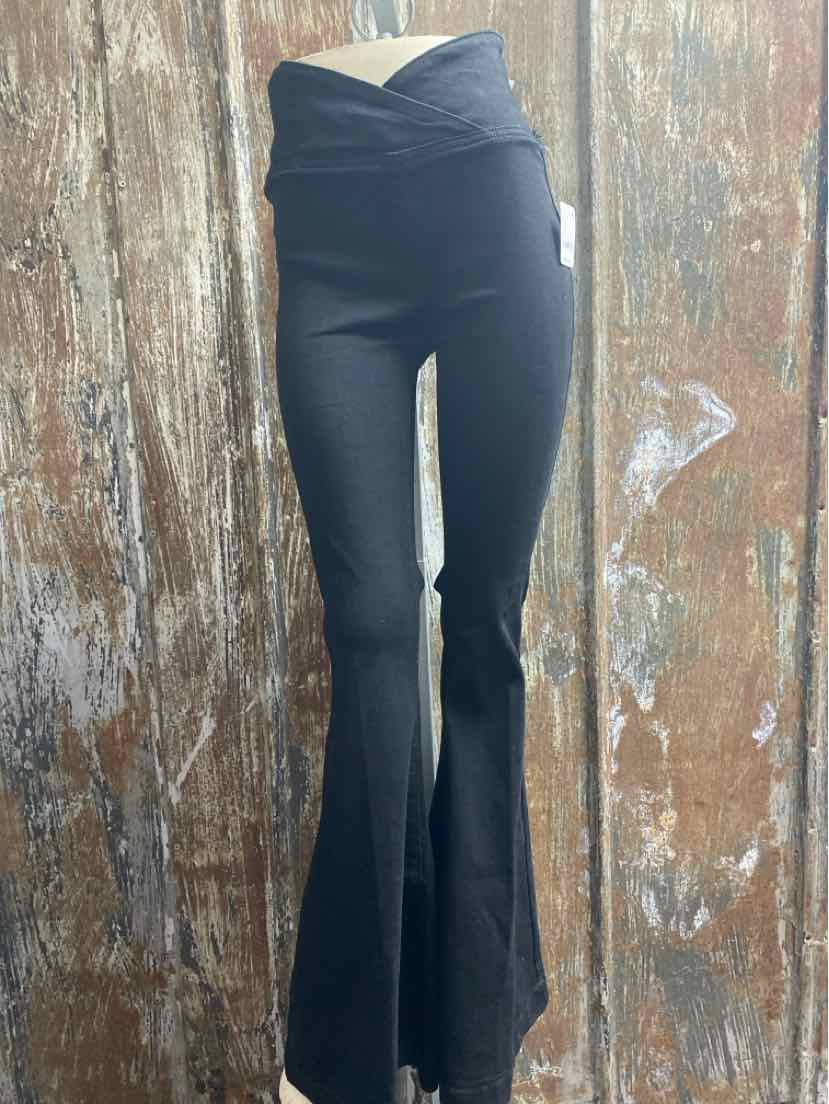 Free People Size 4 Black Pants