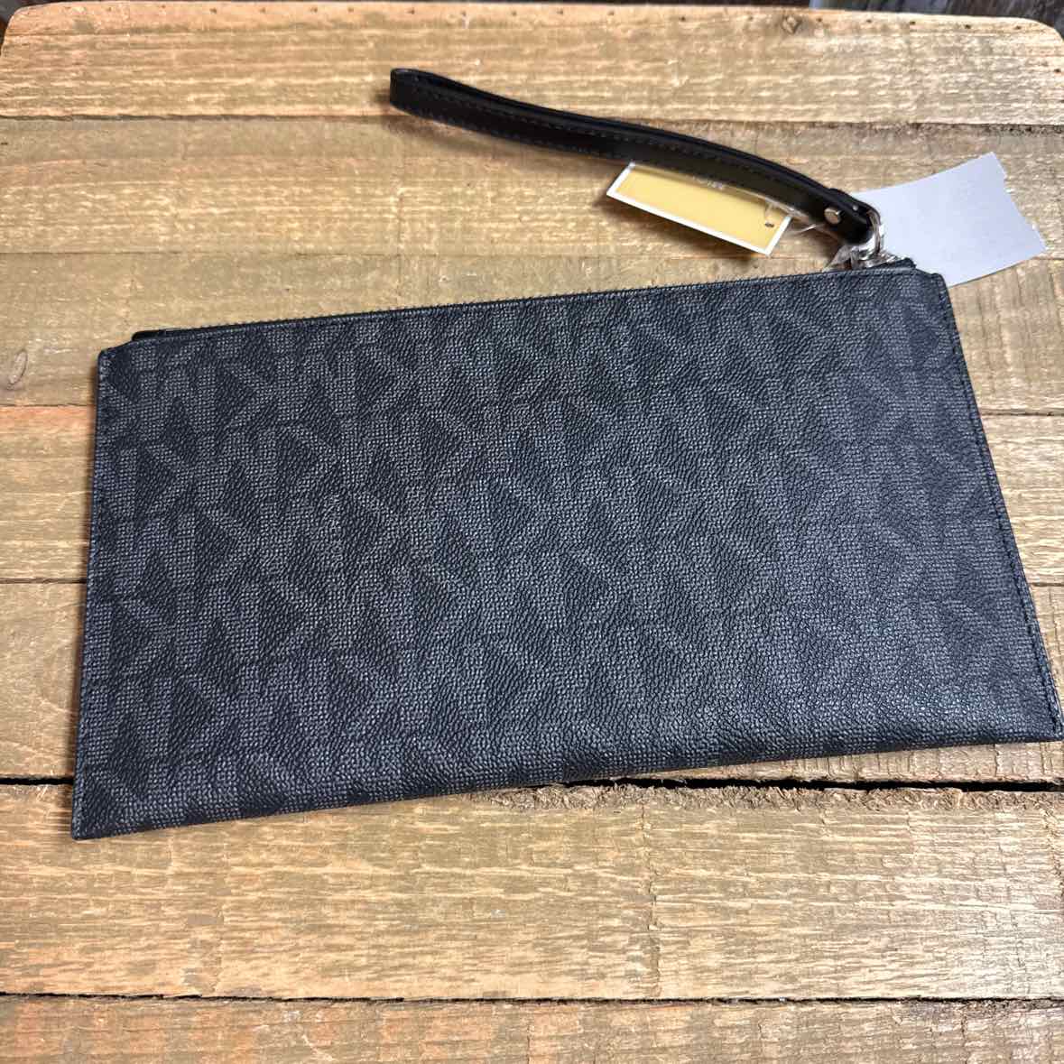 Michael Kors Clutch