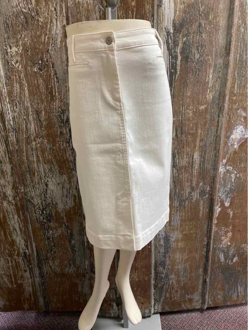 Talbots Size 6 White Skirt