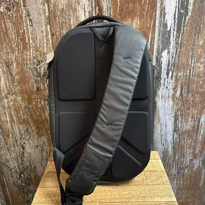 Nomatic BackPack