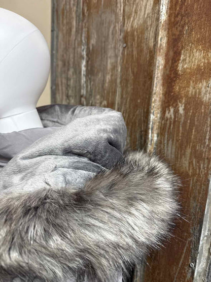 Susan Graver Size Large Gray Winter Coat