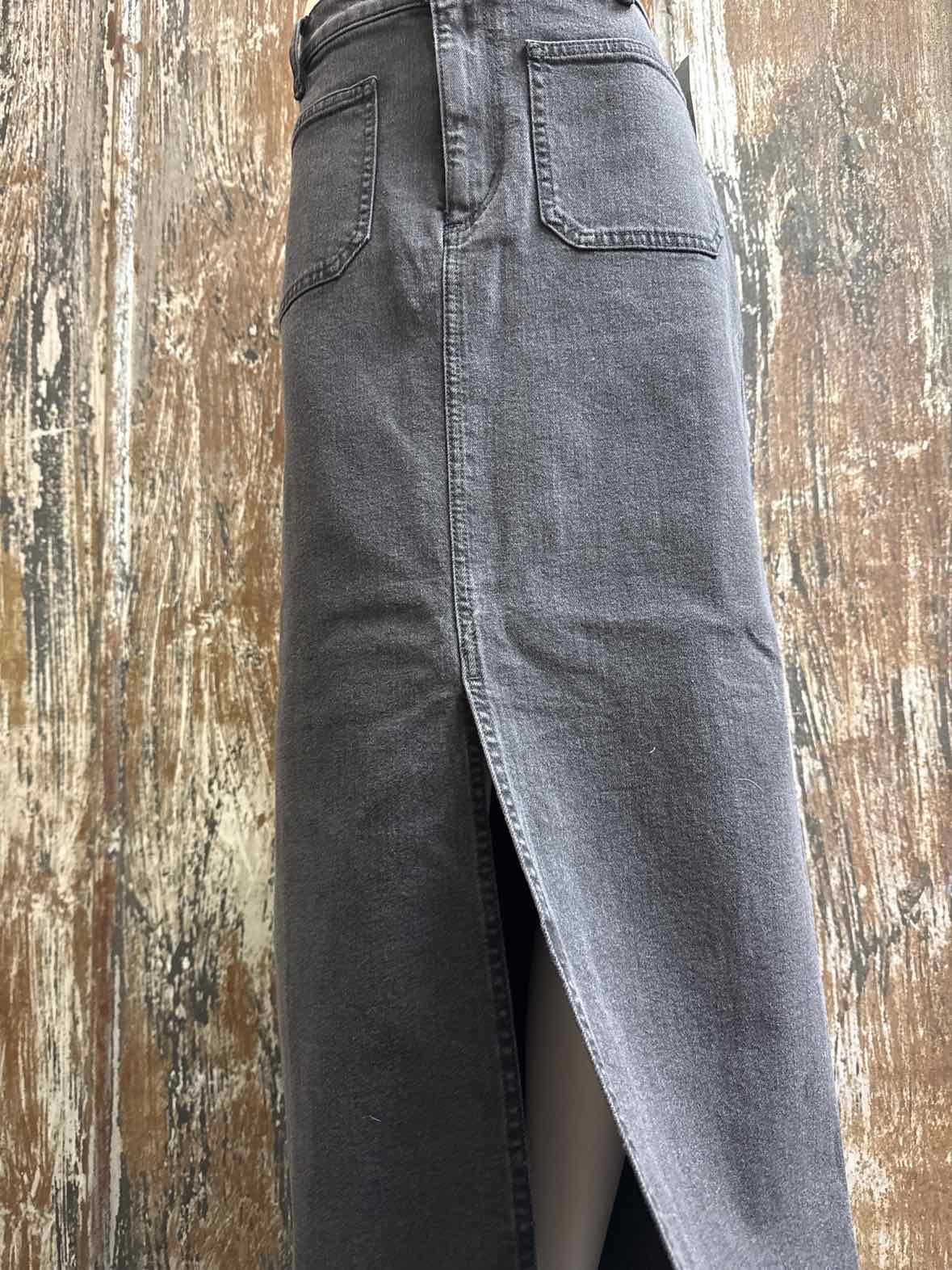 Loft Size 8 Gray Skirt