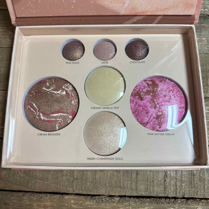 Llasido Makeup Pallete