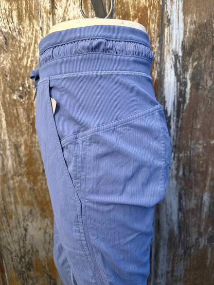 lululemon Size 2 Blue Pants