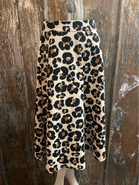 Ann Taylor Size 2 Animal Print Skirt