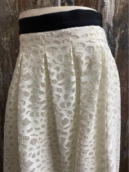 Karl Lagerfeld Size 14 White Skirt