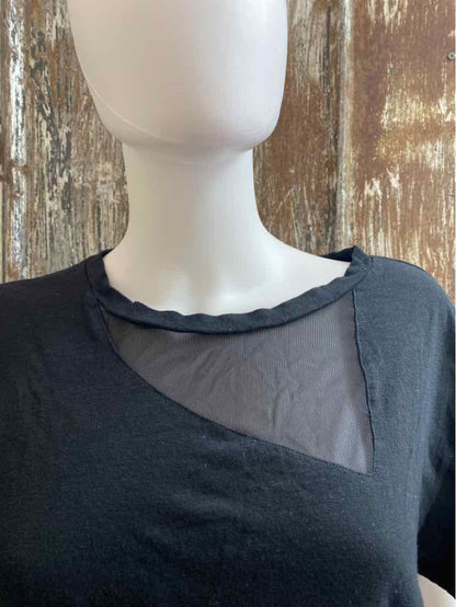 LNA Size 1X Black tops