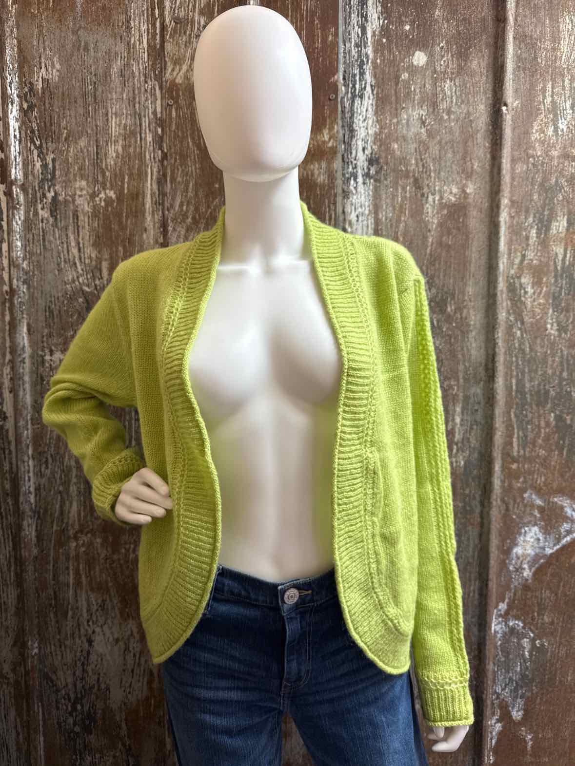 Chico's Size Large Chartreuse 3 Piece Top Set