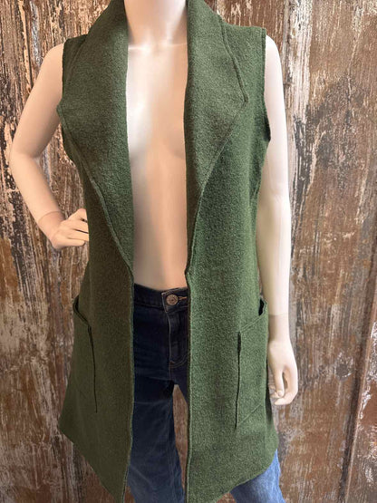 Tahari Size small Green Vest