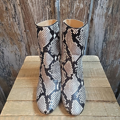 Tory Burch 8 Gray Snakeskin Boots