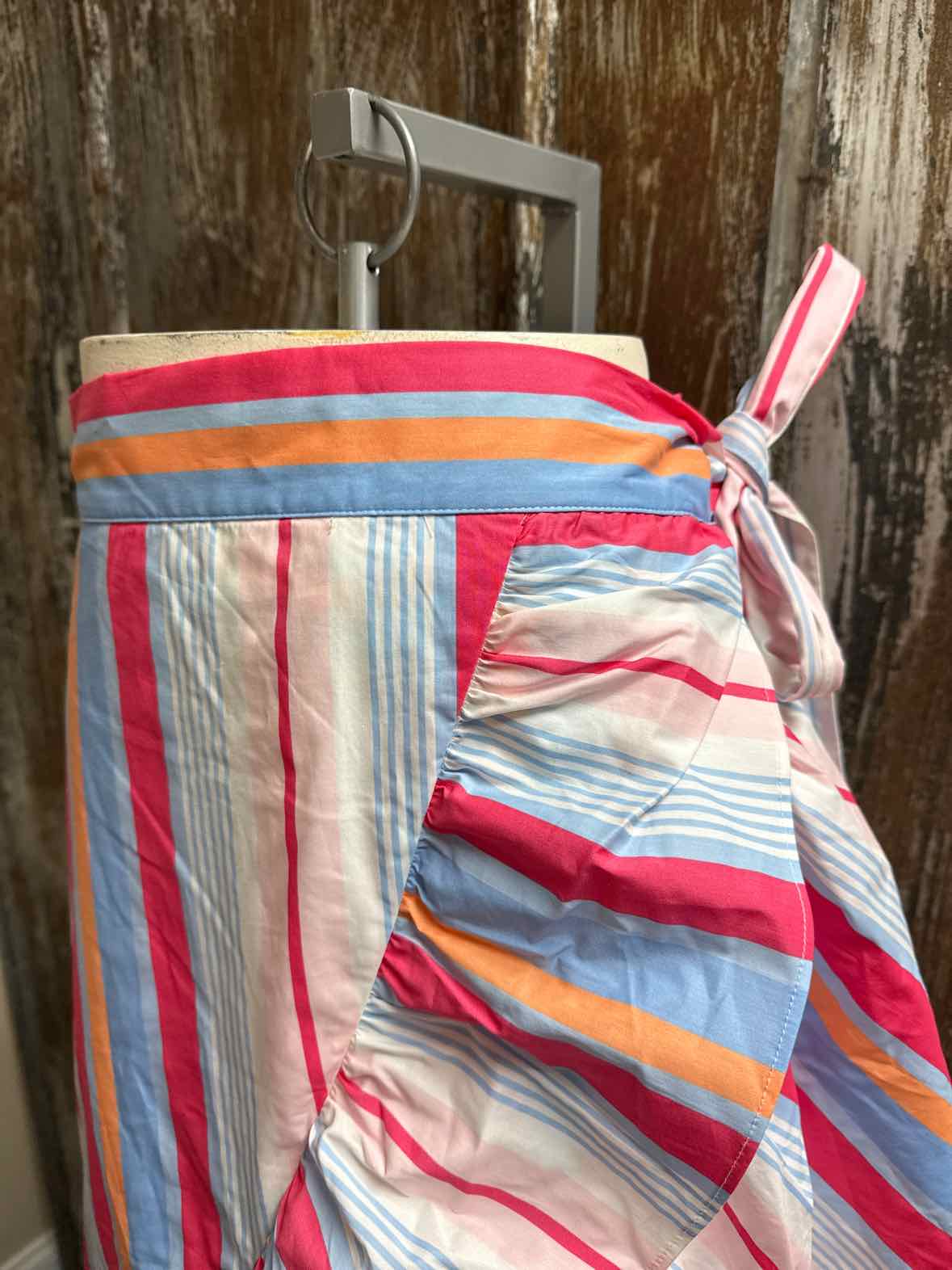 New York & Company Size Large (12/14) pink stripe Skirt