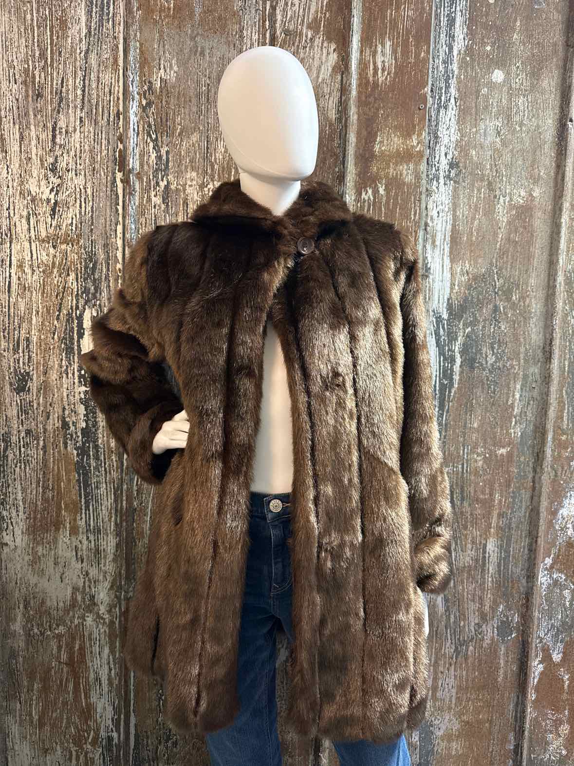 Dennis Basso Size small Brown Faux Fur Coat