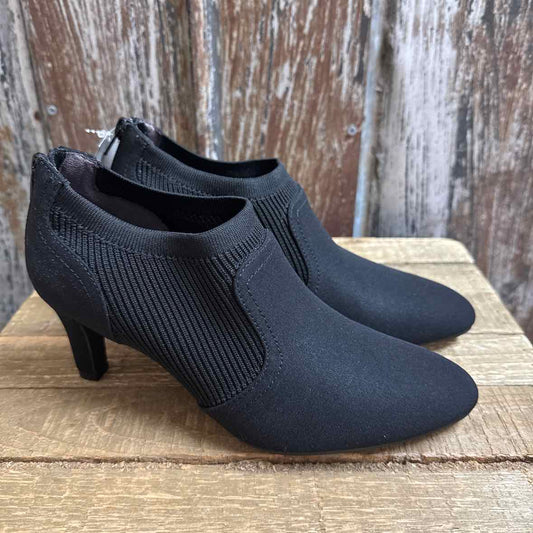 Life Stride 8 Black Shoe Booties