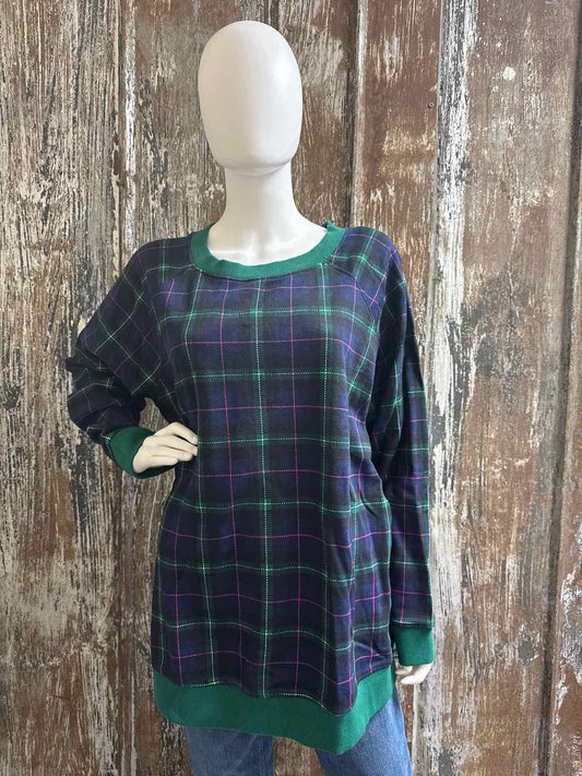 Crown & Ivy Size 2X Navy/Green Plaid Sweatshirt
