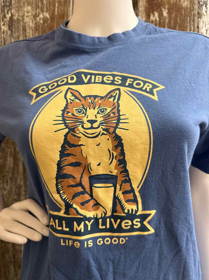 Life is Good Size small Blue T-shirt