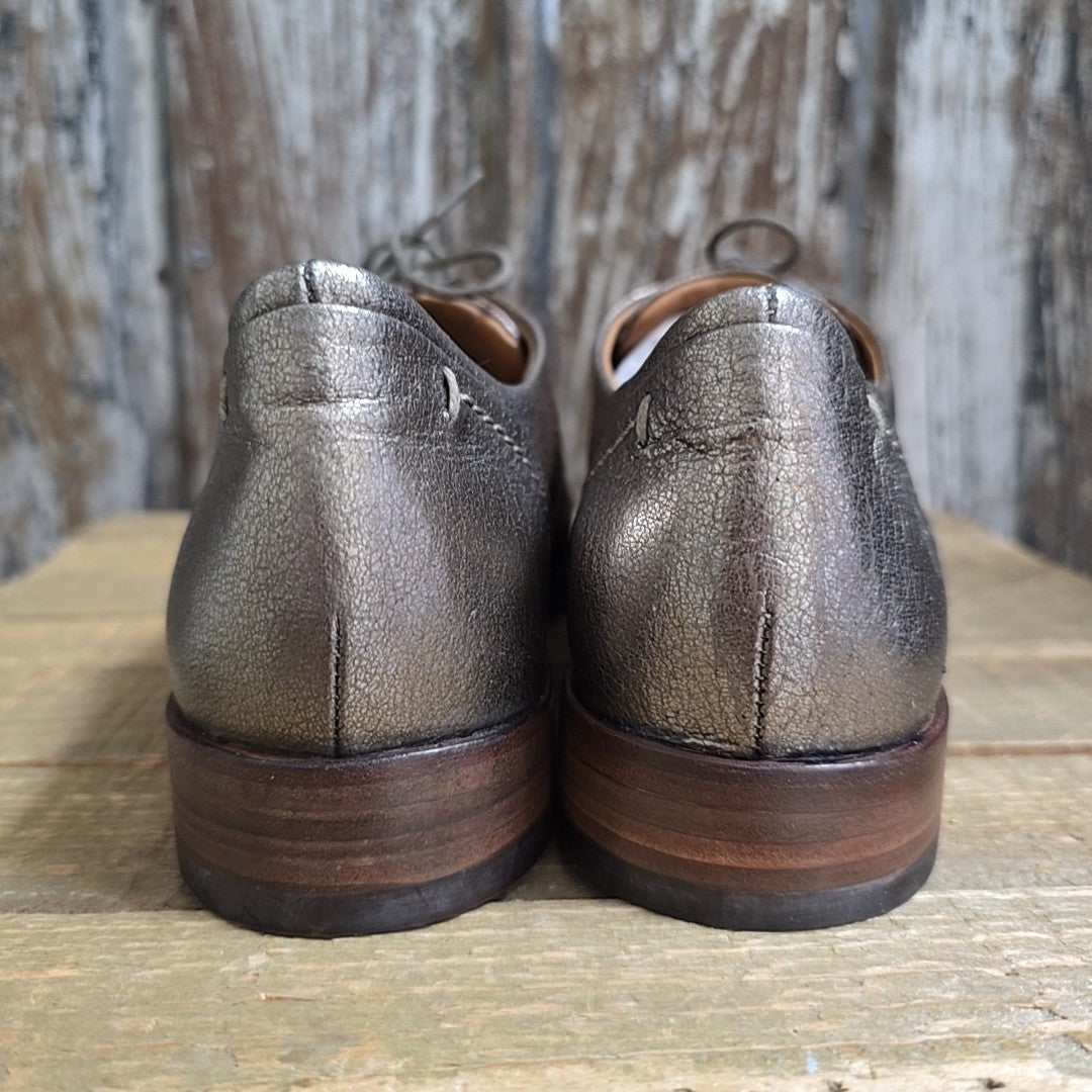 Frye 8 Gold Shoes