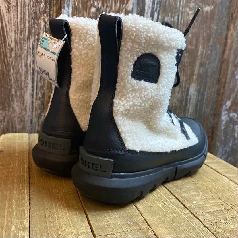 Sorel 7.5 White/black Boots