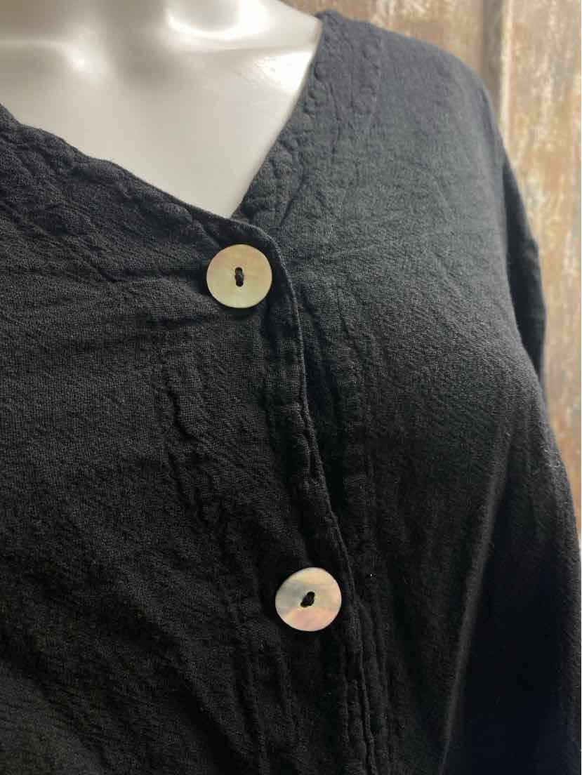 Oh My Gauze! Size Medium Black tops