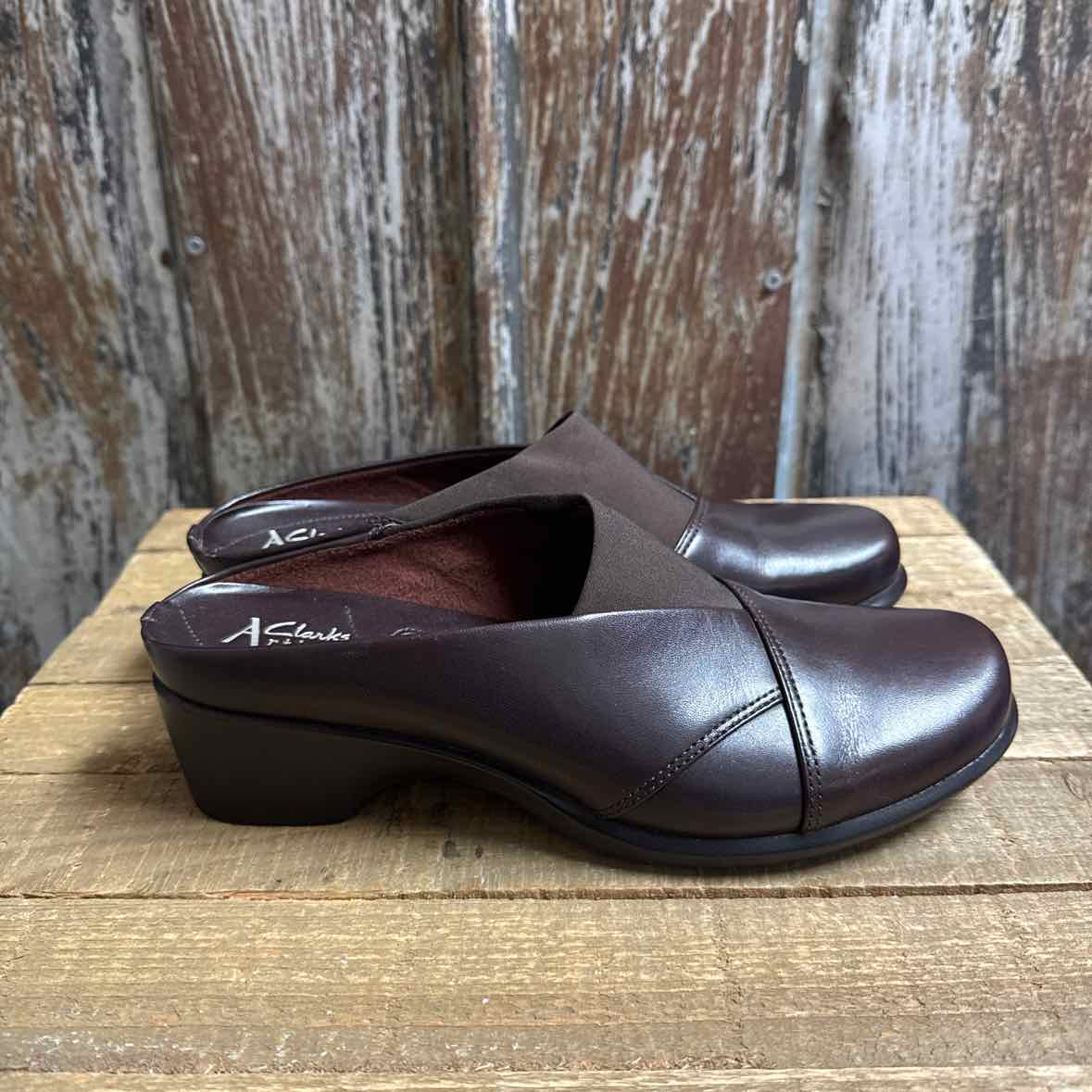 Clark's 6.5 Brown Shoes