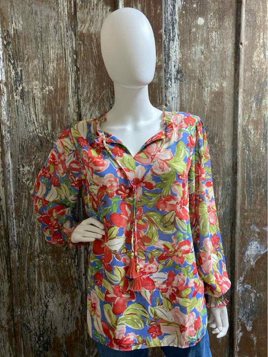 Belle by Kim Gravel Size Medium Red & Blue Floral tops