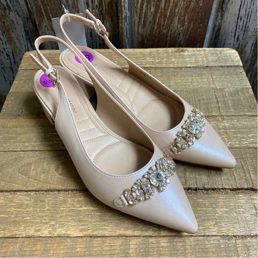 Adrienne Vittadini 8.5 Tan Shoes