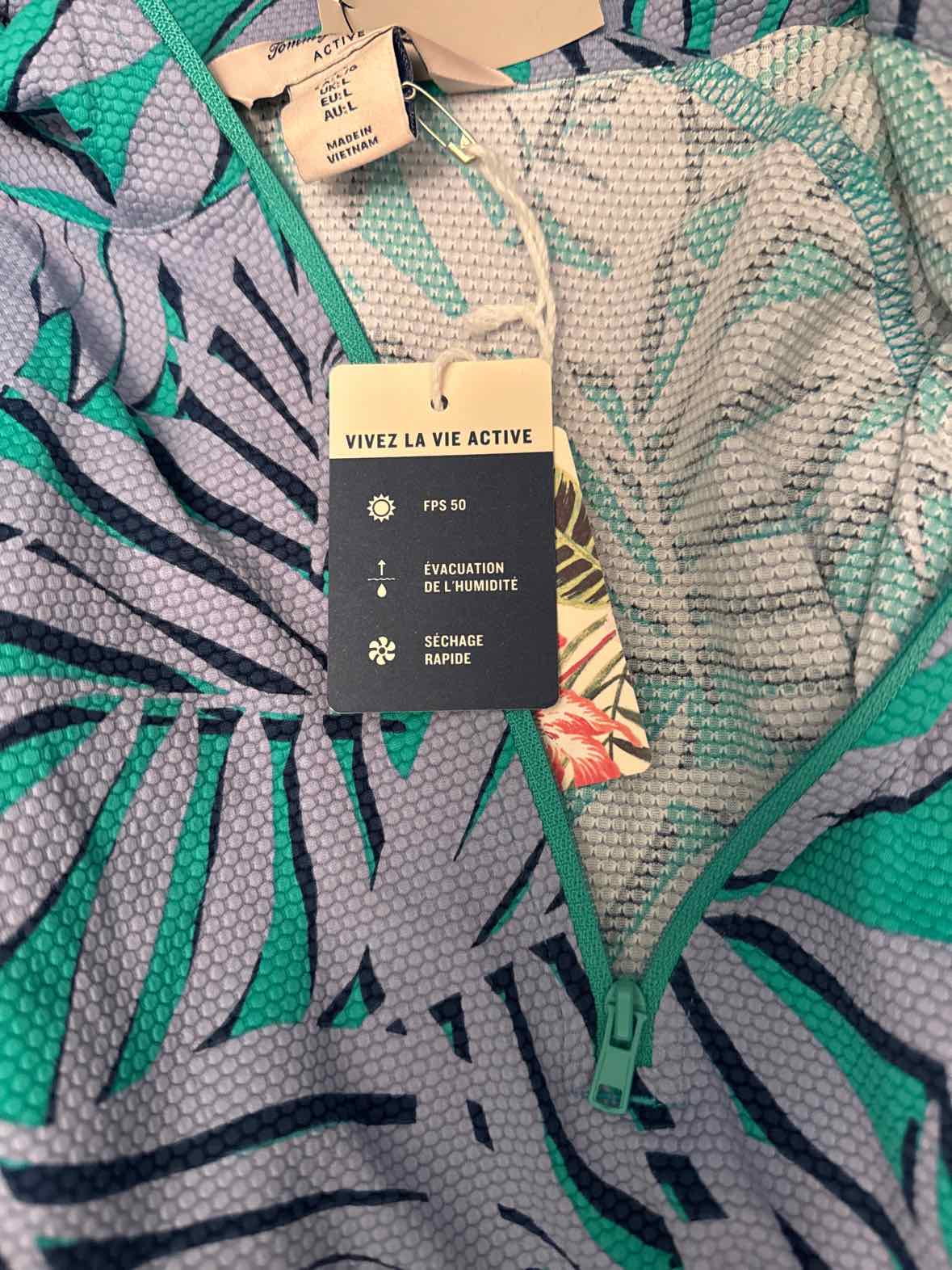 Tommy Bahama Size Large Blue & Green tops